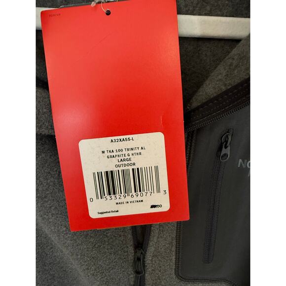 Men's North Face Grey Quarter Zip Fleece Pullover, NWT - Picture 4 of 4